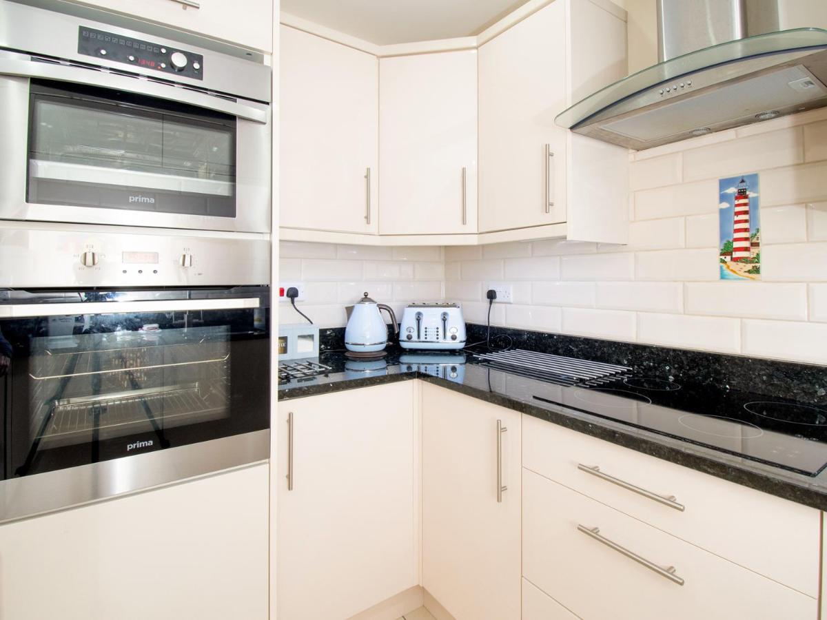 The Moorings Apartment คอนวี ภายนอก รูปภาพ